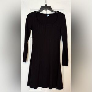 Old Navy Black Ribbed Long-Sleeve Scoop Neck Dress